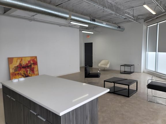 4th image of 2750 N Elston Ave #302