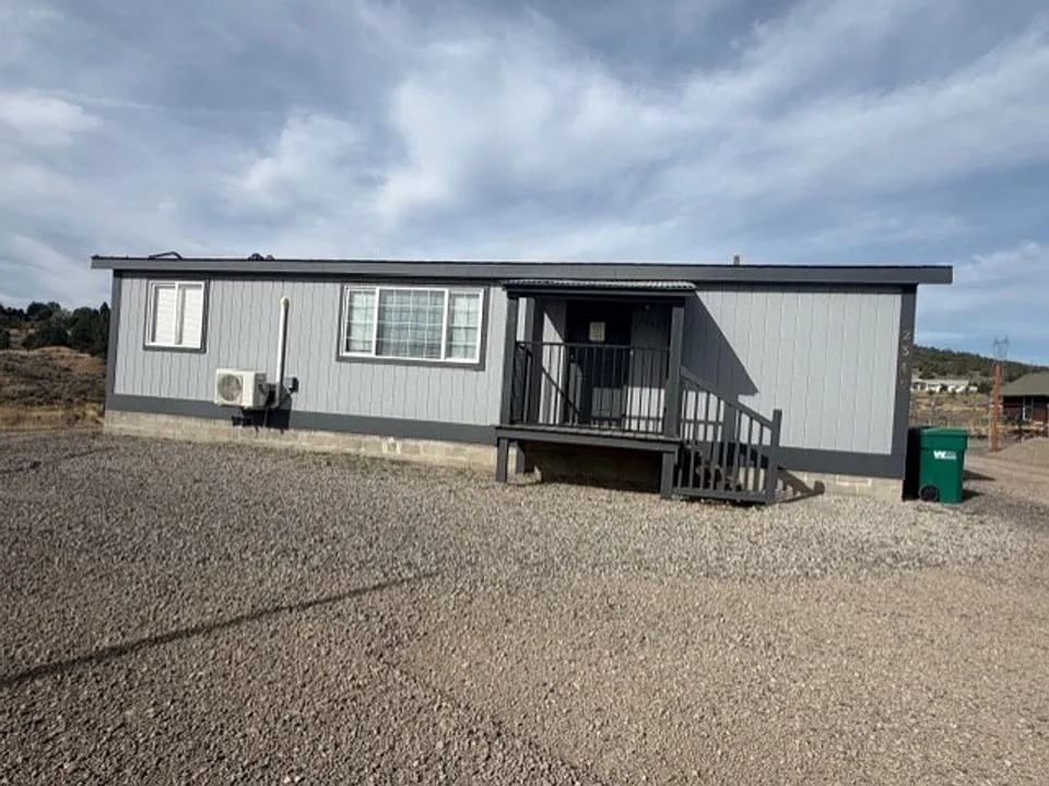 2346 Frontage Rd