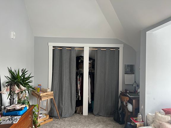 5th image of 1035 14th Ave SE #6