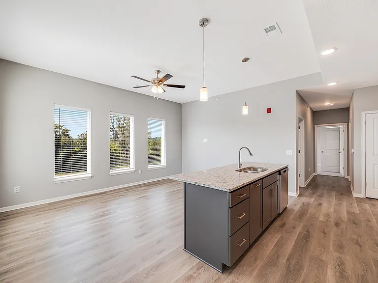 Copper Creek Apartments — Photo 63