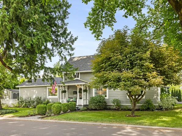 1523 10th St, West Linn, OR 97068