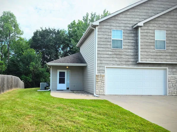 606 Highland Ridge Dr #1, Manhattan, KS 66503