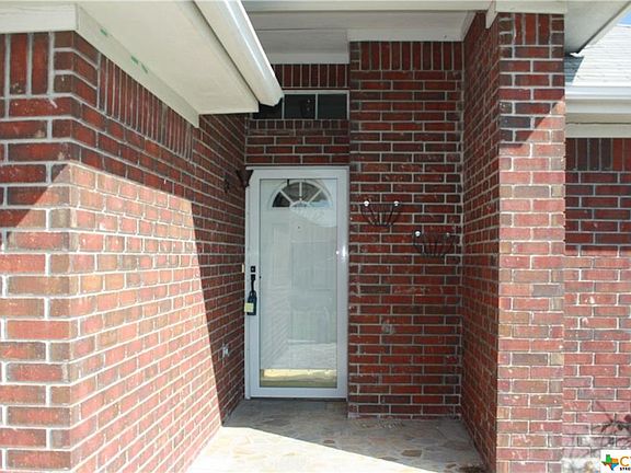 3rd image of 1607 Denise Dr