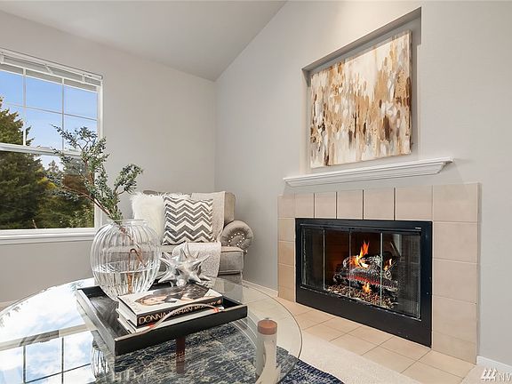 4th image of 7711 NE 175th St Unit F302
