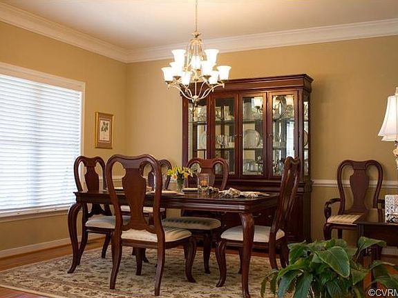 4th image of 4761 Royal Burgess Ct