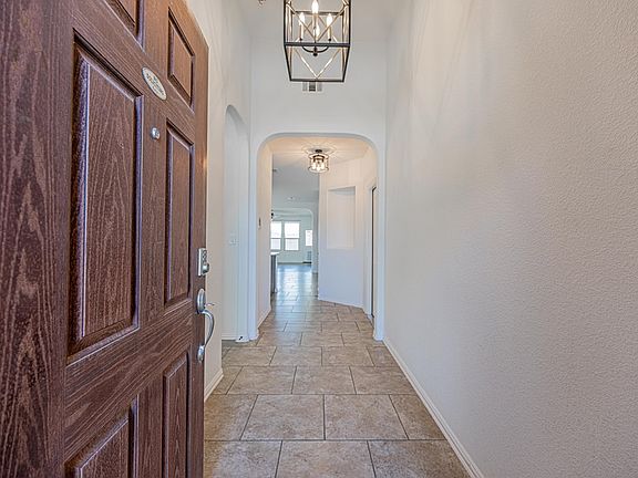 3rd image of 6701 Colony Rd