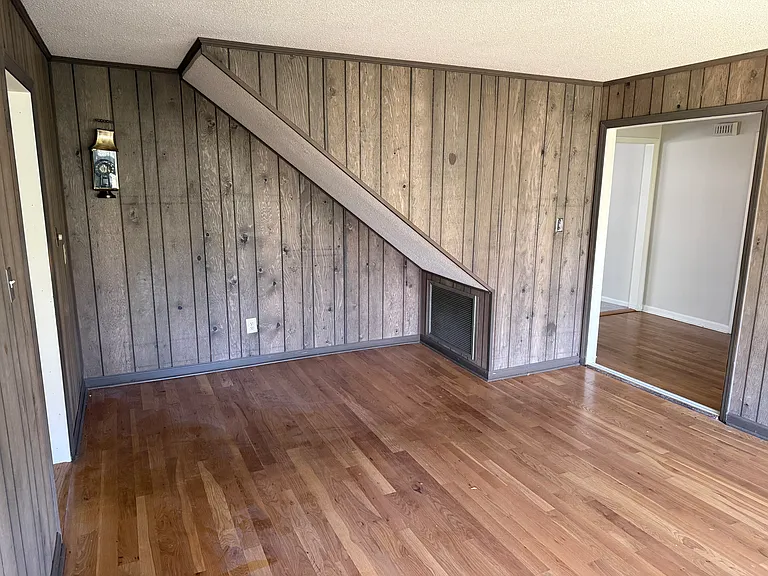 803 Captain Kell Dr — Photo 7