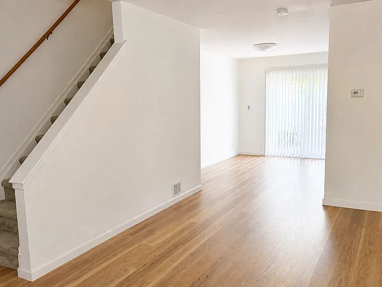 54 David Brearly Ct — Photo 4