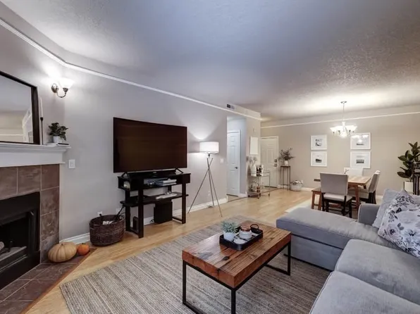 (undisclosed Address), Portland, OR 97239