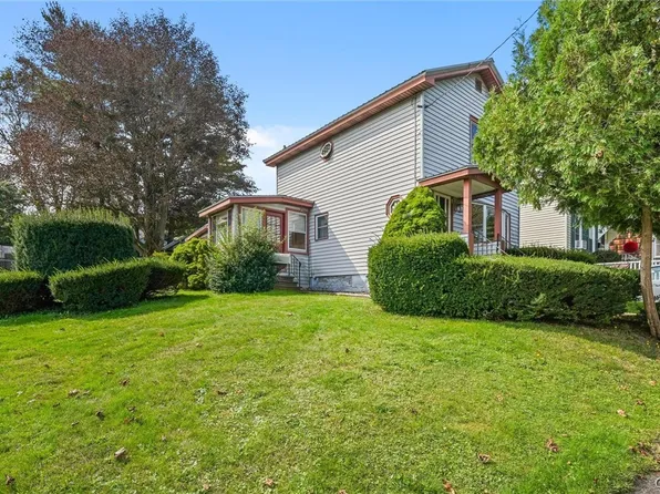 30 Tallman St, Oswego, NY 13126