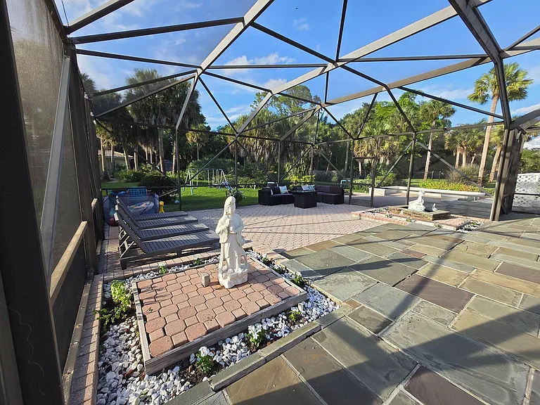 12231 Areaca Dr — Photo 24