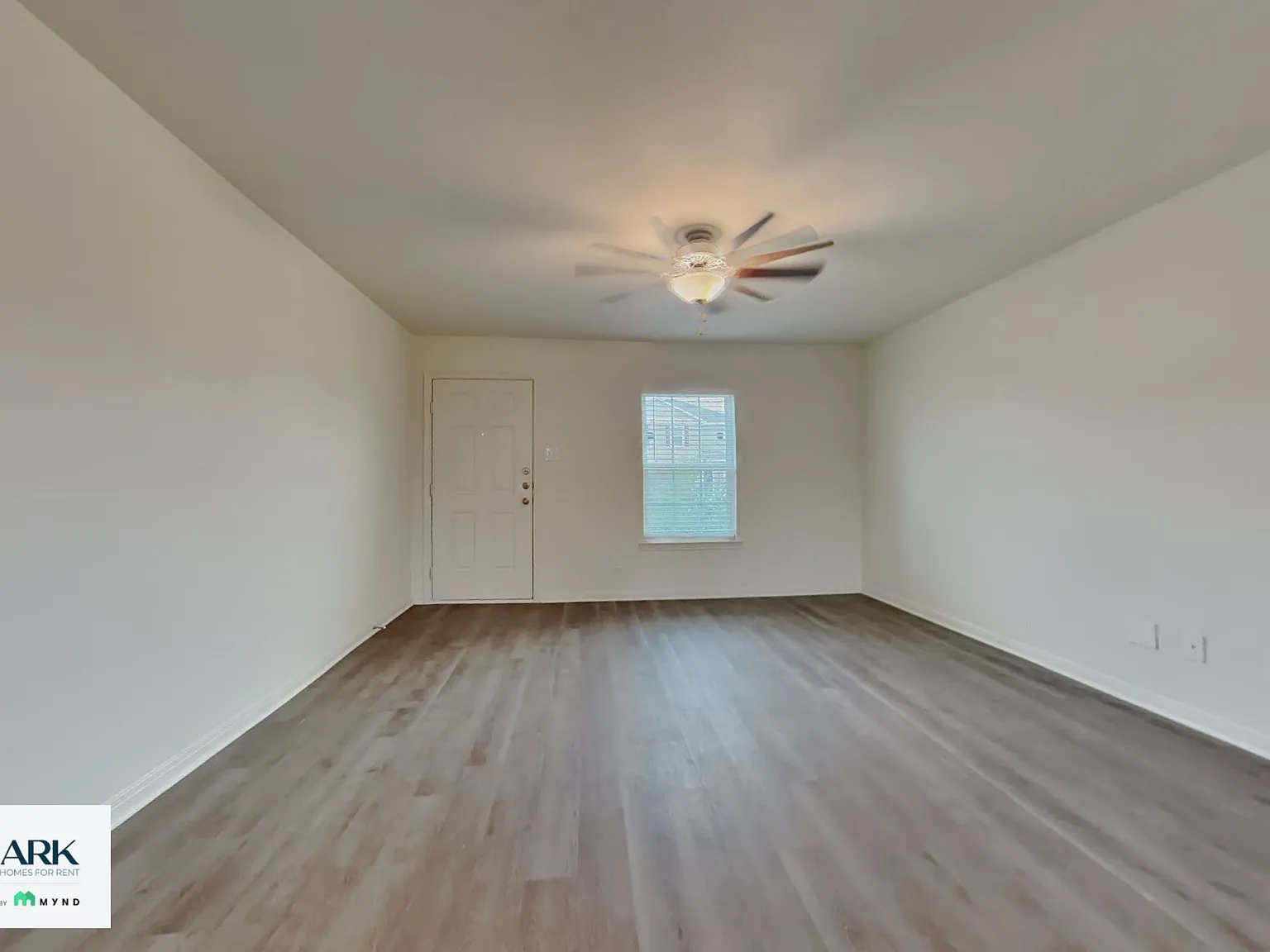 3 bed, 2.0 bath, 1525 sqft, $1,415 — Photo 3
