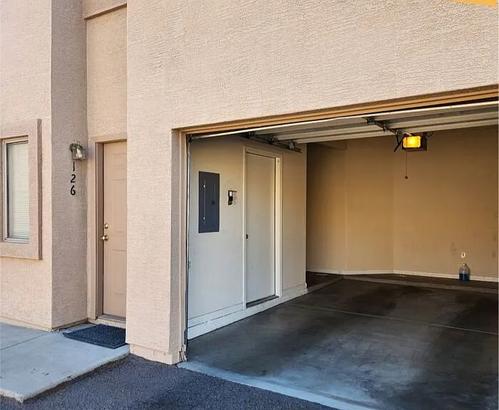 1406 W Emerald Ave #126 — Photo 1