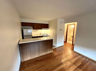 1441 N Franklin Pl APT 3, Milwaukee, WI 53202
