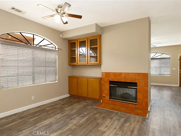 1403 W Santa Cruz St — Photo 12