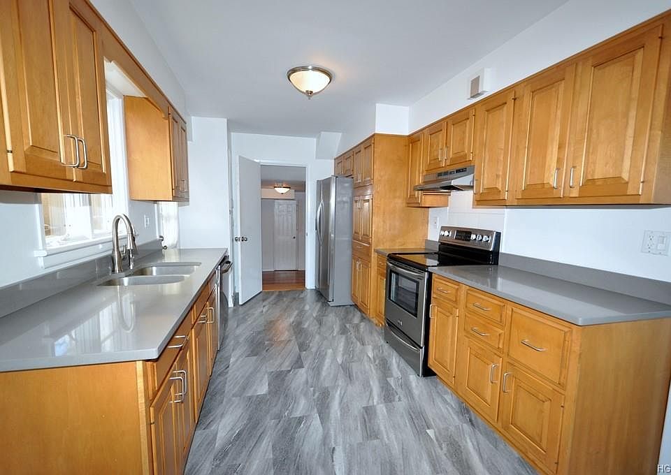 1st image of 34 Chestnut St #1