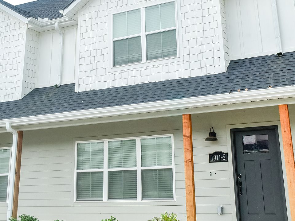 1st image of 1851 S Garland Ave #1
