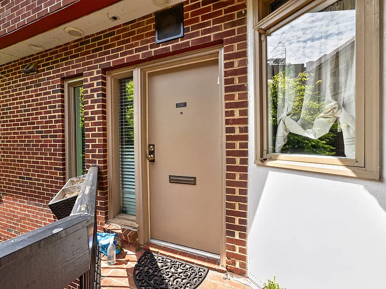 1625 Q St NW #205-1 — Photo 2
