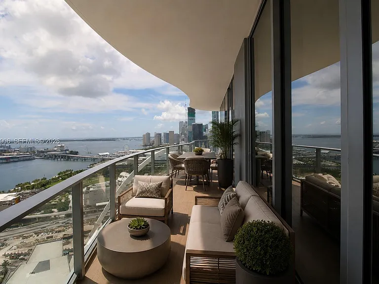 1400 Biscayne Blvd #3401 — Photo 24