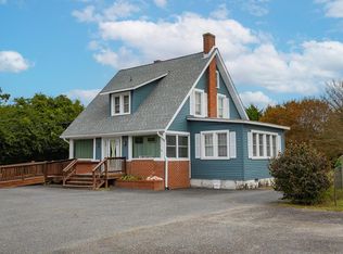 90 N Main St, Kilmarnock, VA 22482