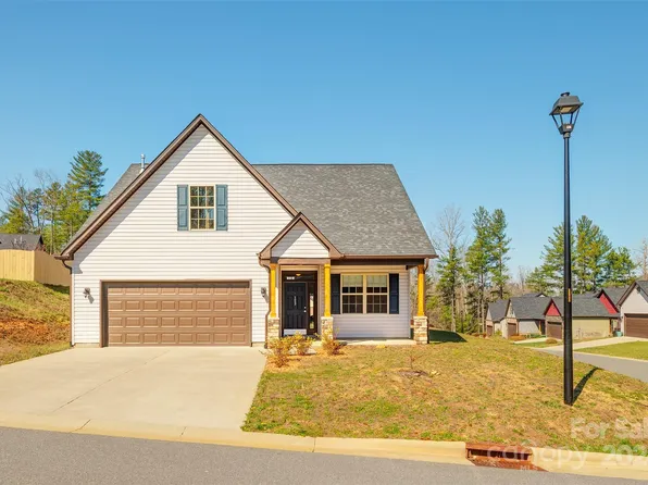 123 Water Leaf Dr, Weaverville, NC 28787
