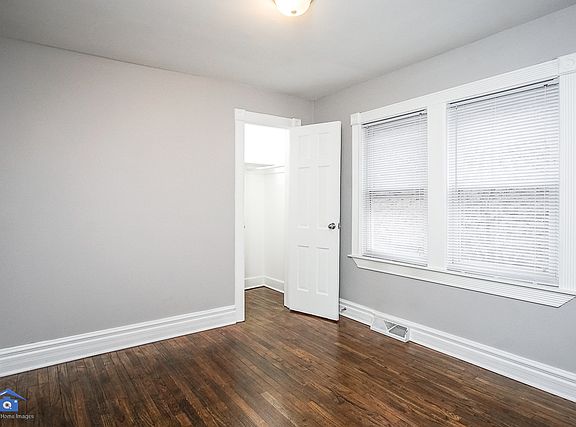 5th image of 15941 Lathrop Ave