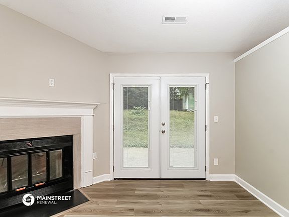 3rd image of 5319 N Oaks Dr