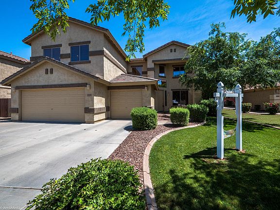 2nd image of 2025 S Illinois Pl