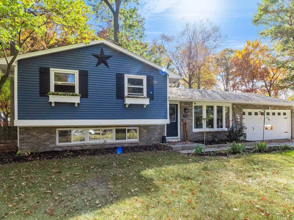 7512 Bojrab Dr, Fort Wayne, IN 46835