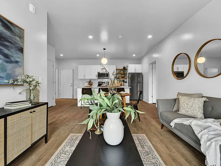 The Betty Apartments — Photo 24