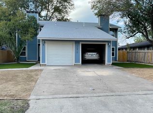 10410 Golden Meadow Dr #B, Austin, TX 78758