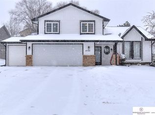 4730 N 108th Cir, Omaha, NE 68164