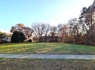 906 Jackpine Dr, Holmen, WI 54636