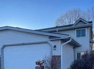 6279 Monticello Ln N, Maple Grove, MN 55369