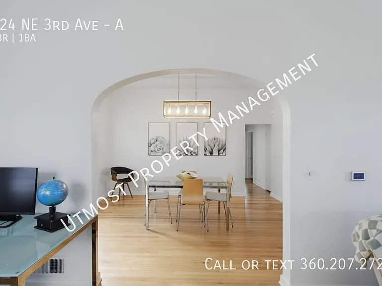 924 NE 3rd Ave #A — Photo 4