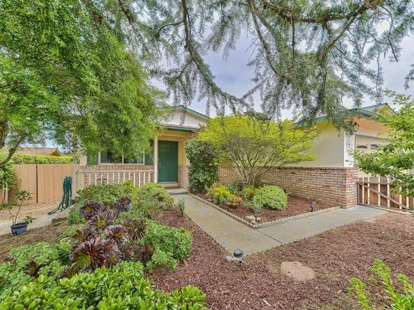 15 Stowe Ct, Seaside, CA 93955