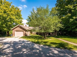 3450 Quarry Rd, New Albany, IN 47150