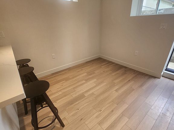 3rd image of 88 McAllister Rd Basement C