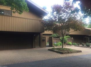 295 N Rd Ne, Warren, OH 44484