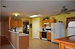 4th image of 6727 Dewcrest Dr