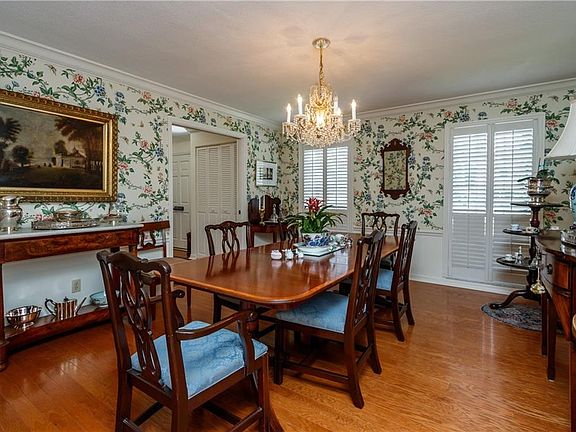 4th image of 2029 Forest Club Dr