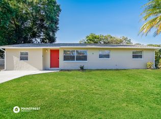 11 Skipton Cir, Fort Myers, FL 33905