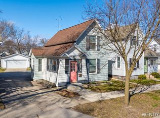 41 E 18th St, Holland, MI 49423