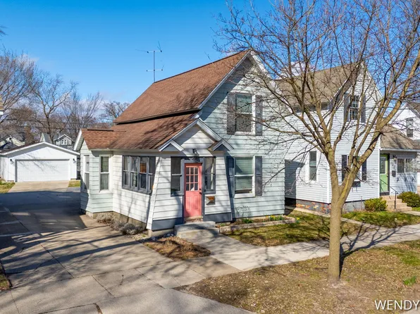 41 E 18th St, Holland, MI 49423