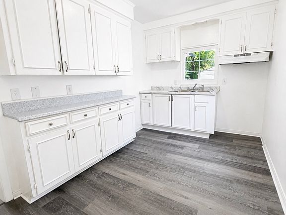 4th image of 5298 Neff Ave