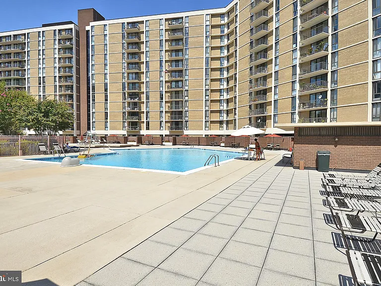 6800 Fleetwood Rd #1004 — Photo 22
