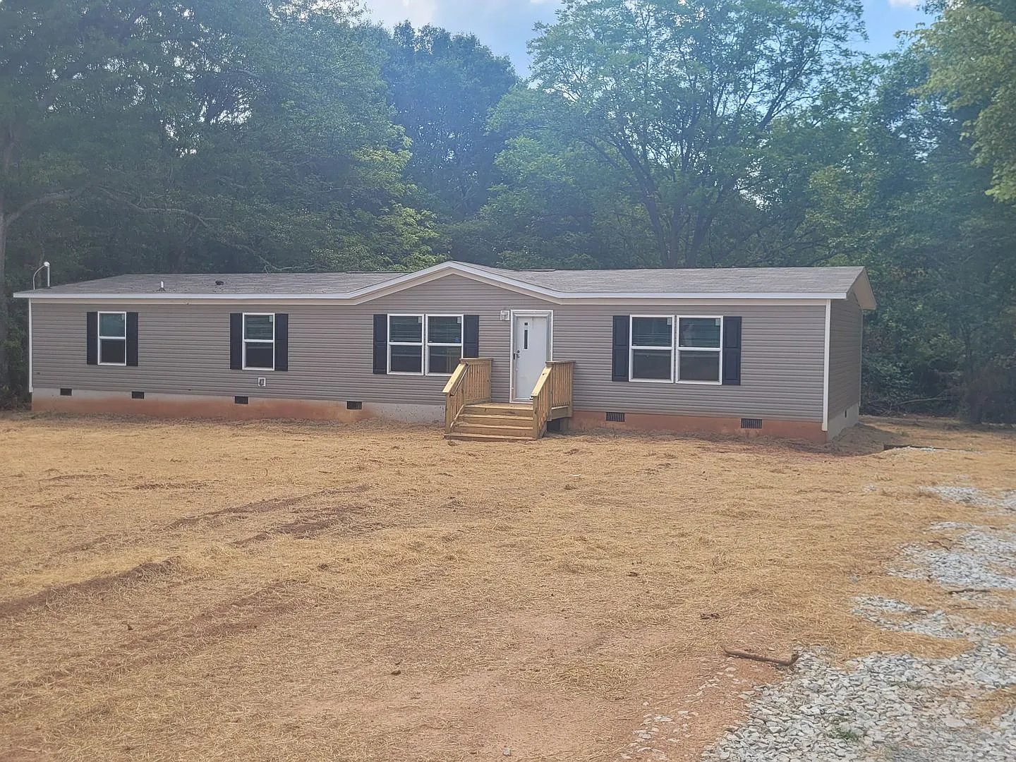 Now PRE Leasing-accepting applications-Hart County - Hartwell, Ga. Four Bedroom and Two Bathroom ... — Photo 1