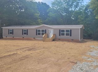 39 Sunnybrook Ln, Hartwell, GA 30643