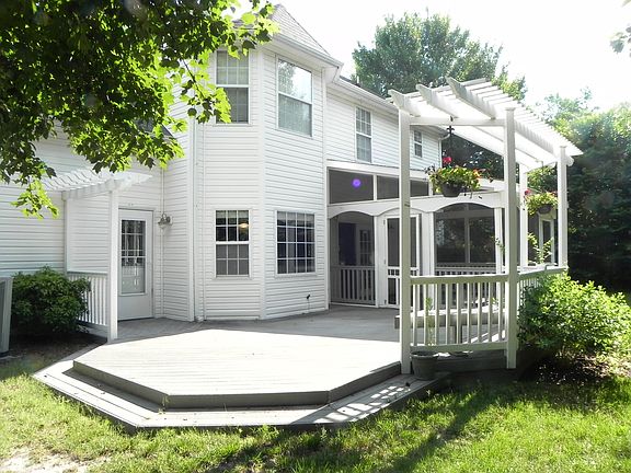 BACK DECK AND SCREENED PORCH