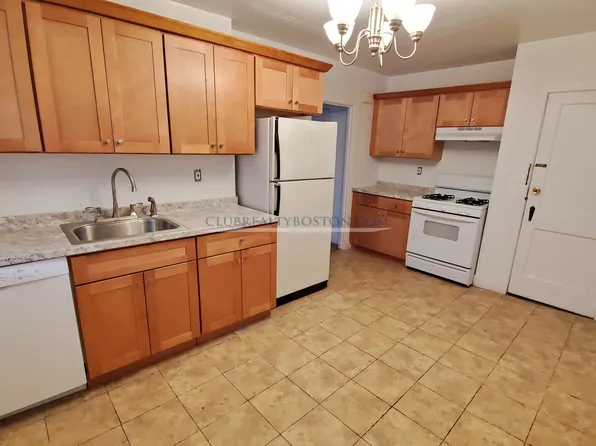 23 Brock St APT 2, Brighton, MA 02135